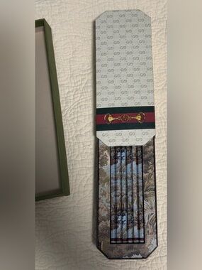 Gucci NIB Decorated pencil set in storage Container! With COA!